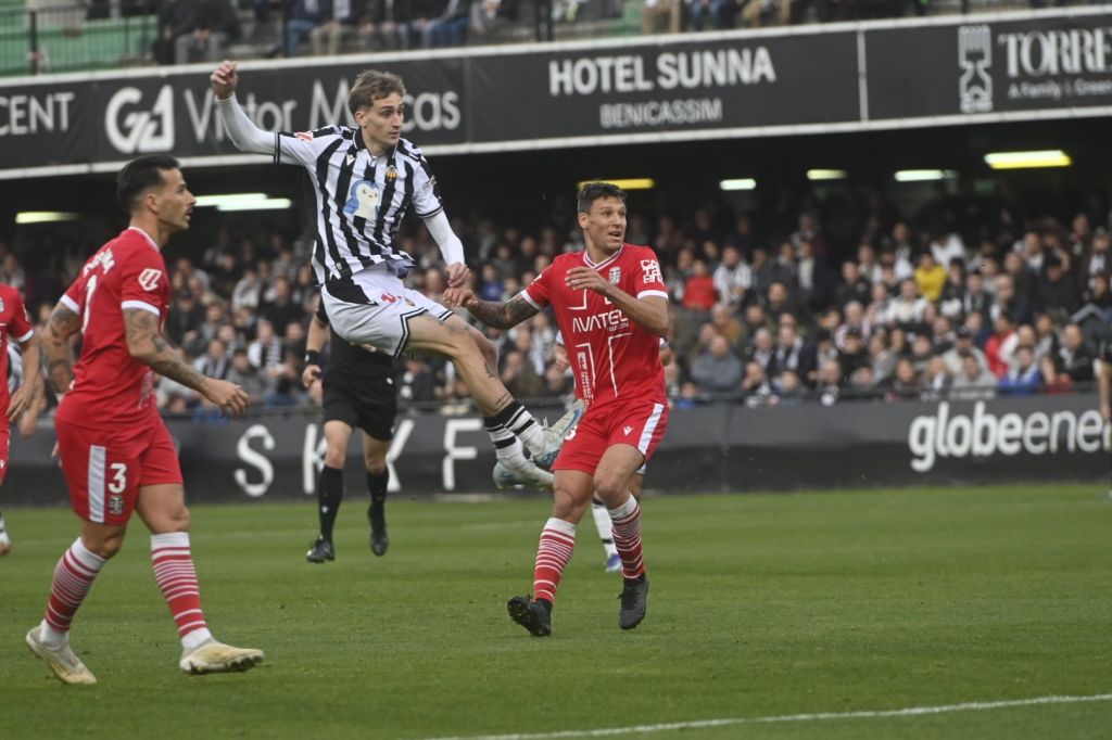 Previa FC Cartagena – CD Castellón: La batalla del descenso pasa por el&nbsp;Cartagonova.