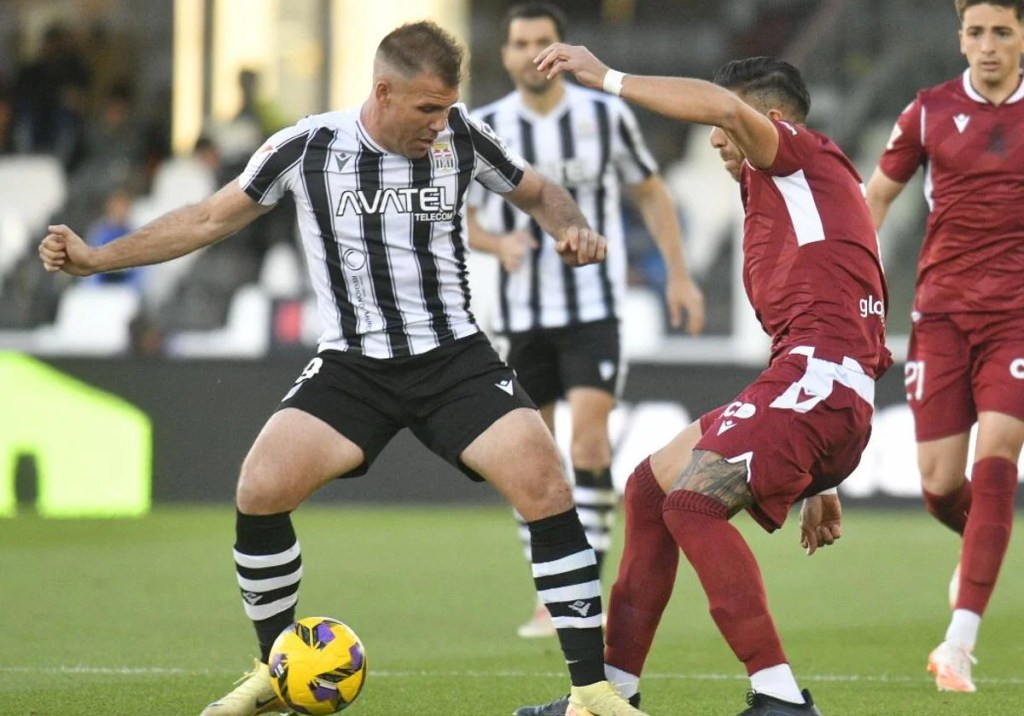 El Castellón pierde dos puntos y el Cartagena hace un mal papel de&nbsp;nuevo