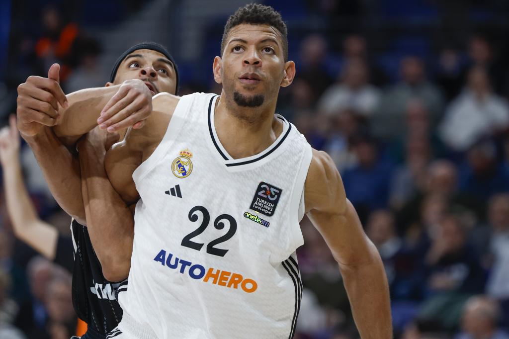 Tavares enseña al Madrid el camino hacia los&nbsp;Playoffs