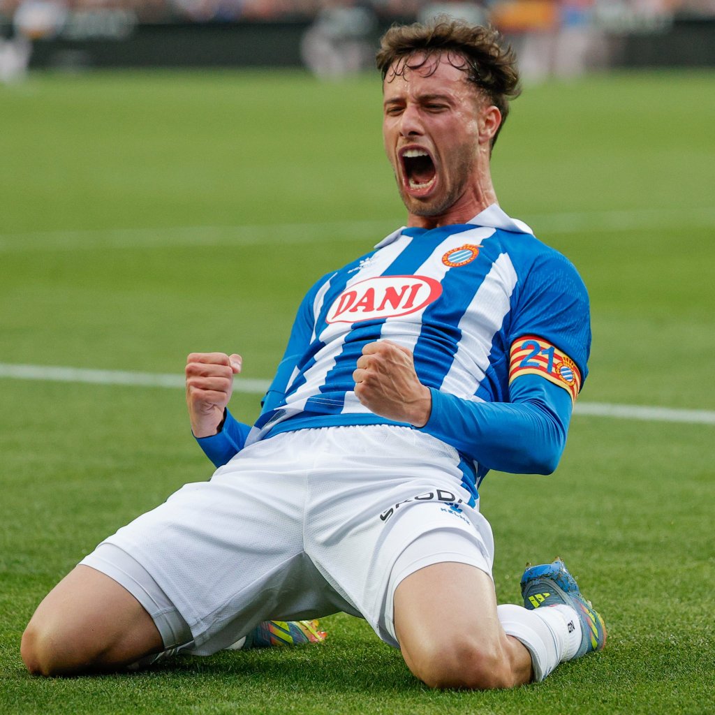 Puado celebrando/ Fuente: x La Liga