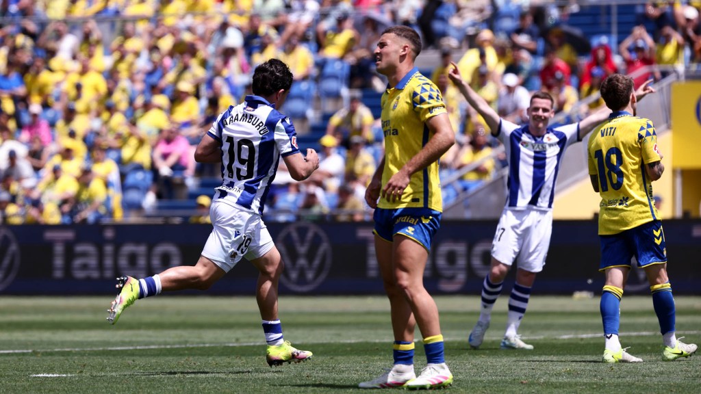 La real quiere estar en Europa, Las Palmas se&nbsp;hunde