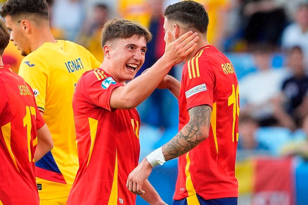 España se mide a Italia en la lucha por el primer&nbsp;puesto