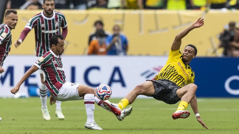 El Fluminense planta cara al Dortmund y saca un empate que sabe&nbsp;poco
