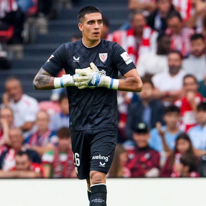 Álex Padilla jugando con el Athletic Club (Fuente: Athletic Club)
