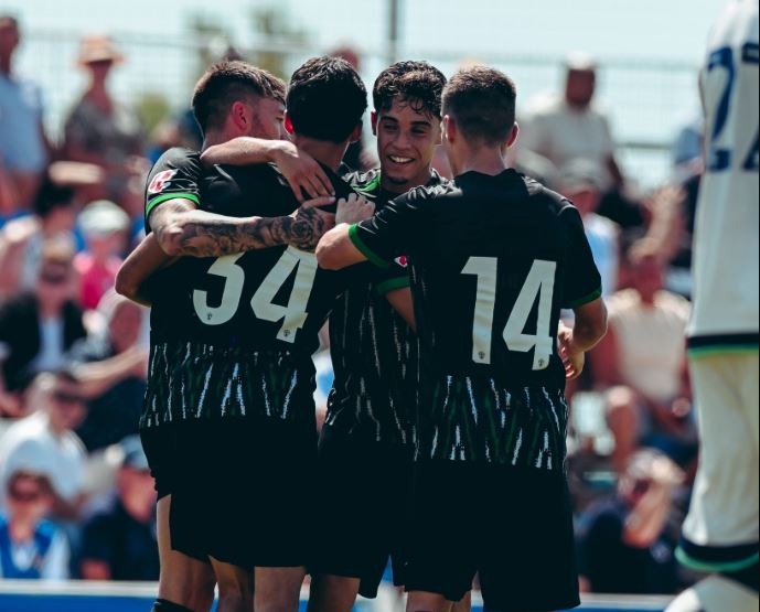 Una de cal y otra de arena para el Elche en su puesta a&nbsp;punto