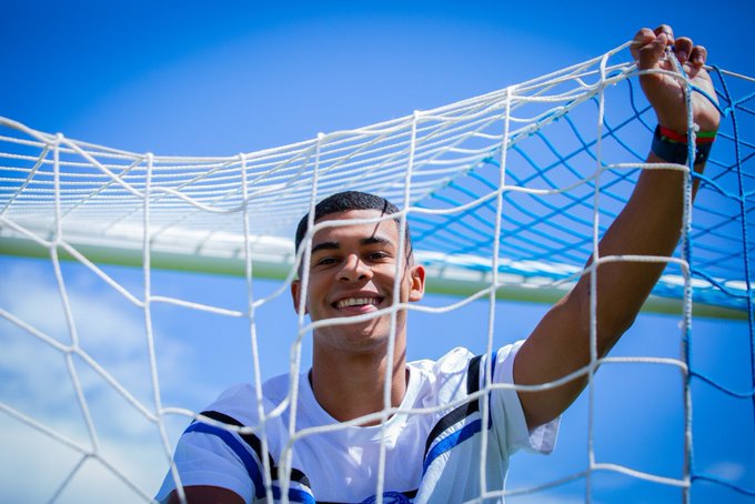 Mouriño viajará a Villarreal y el Atlético actuará de&nbsp;puente