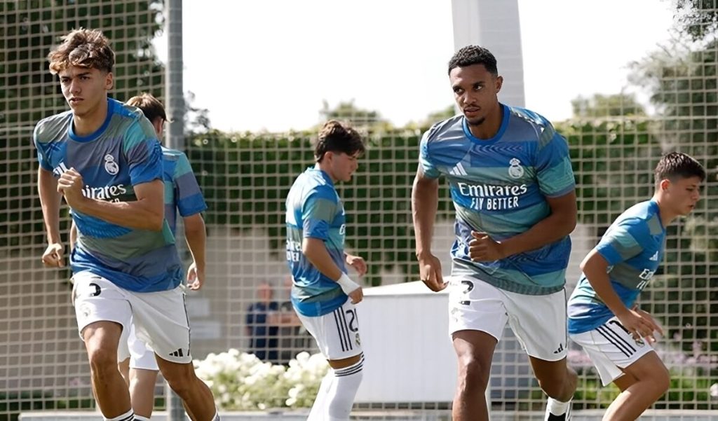 Thiago Pitarch, la sorpresa de Xabi en la primera lista liguera ante&nbsp;Osasuna