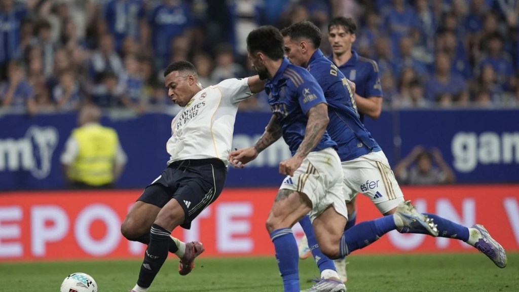 Vergüenza en el Tartiere: detenido un seguidor del Oviedo por gestos racistas a&nbsp;Mbappé