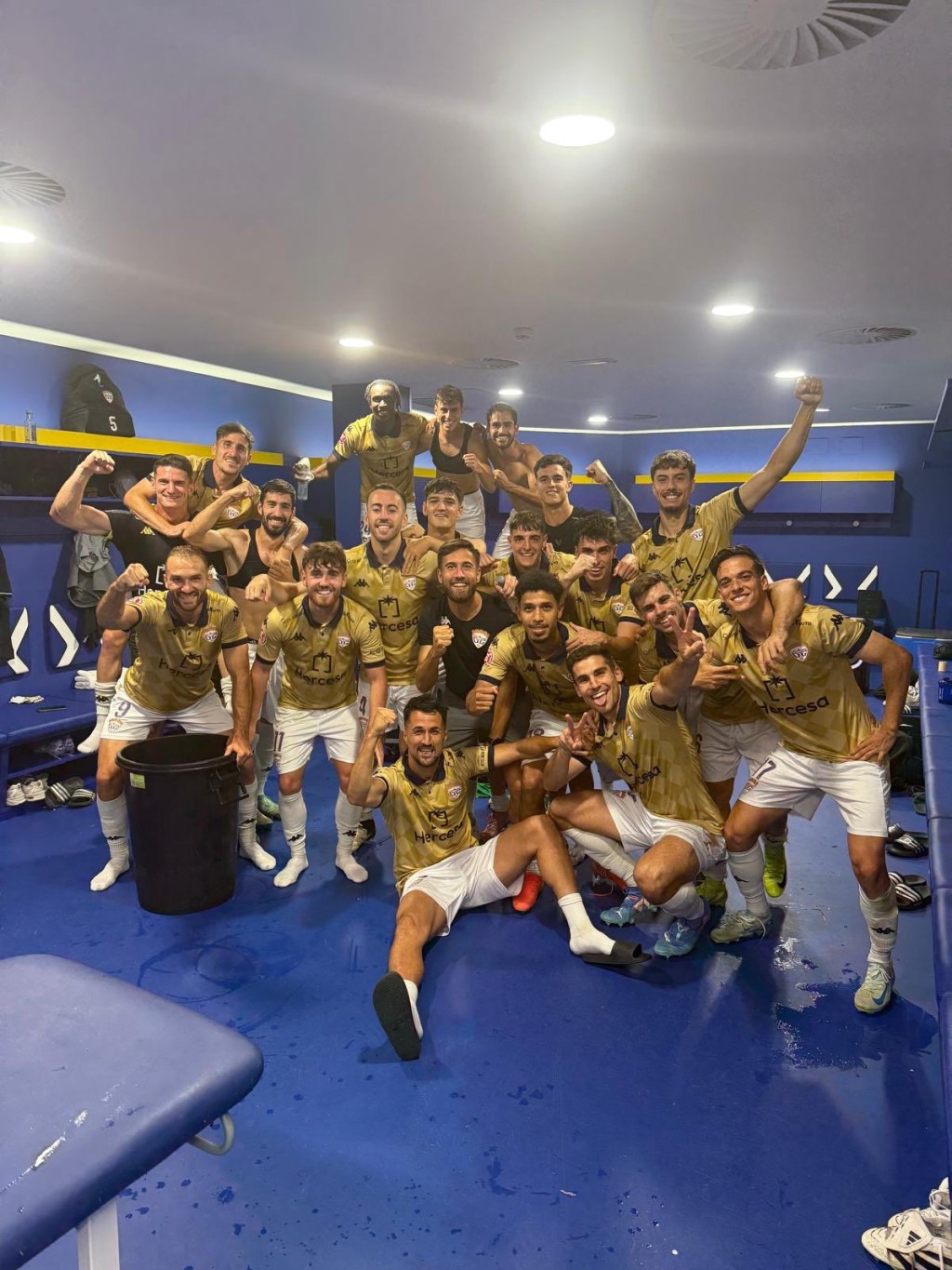 El Dépor sorprende a la Ponferradina y apunta a lo más&nbsp;alto