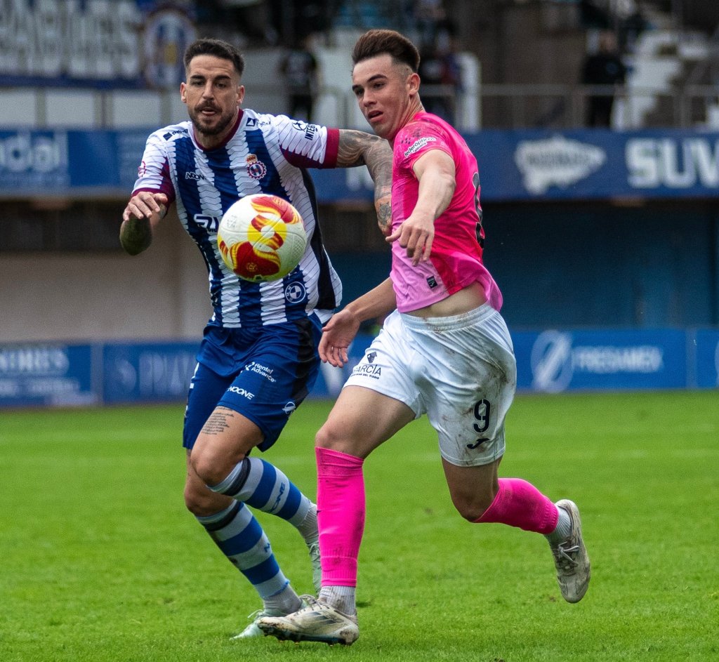 Real Avilés 1-1 CF Talavera. El RAI saca un gran empate jugando 40 minutos con uno&nbsp;menos.