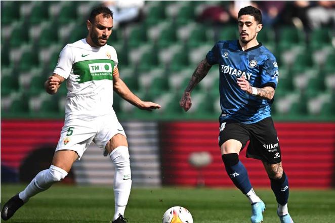 Previa Deportivo Alavés – Elche CF: Los babazorros buscan seguir en la zona media a costa de un Elche en estado de&nbsp;gracia