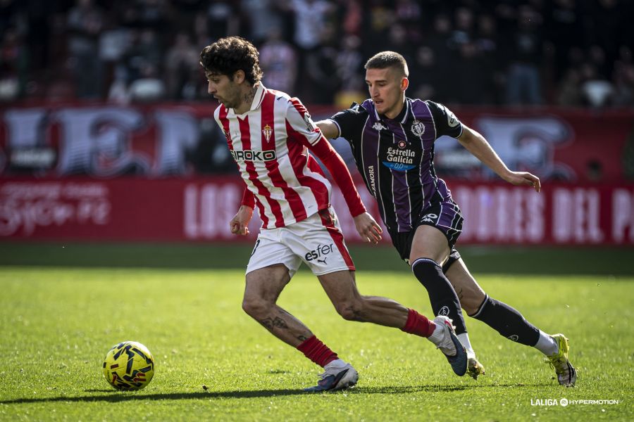 Pablo Vázquez salva al Sporting tras una desconexión al filo del&nbsp;descanso