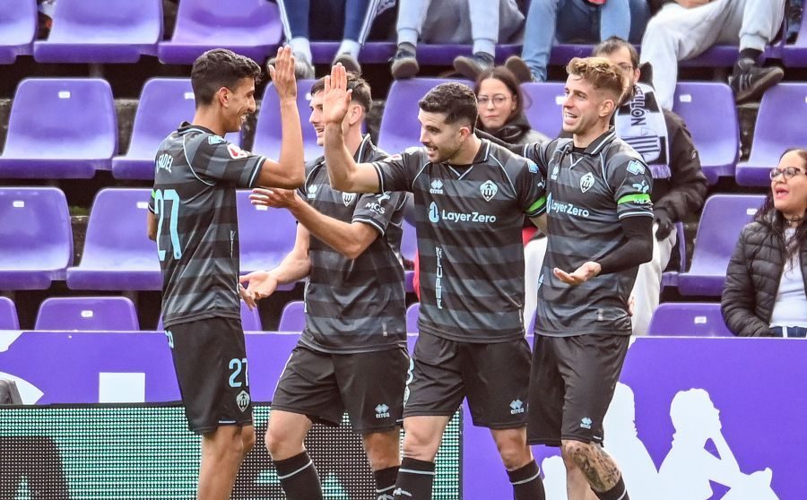Liderato, racha y récord: el Castellón vence por primera vez en&nbsp;Valladolid