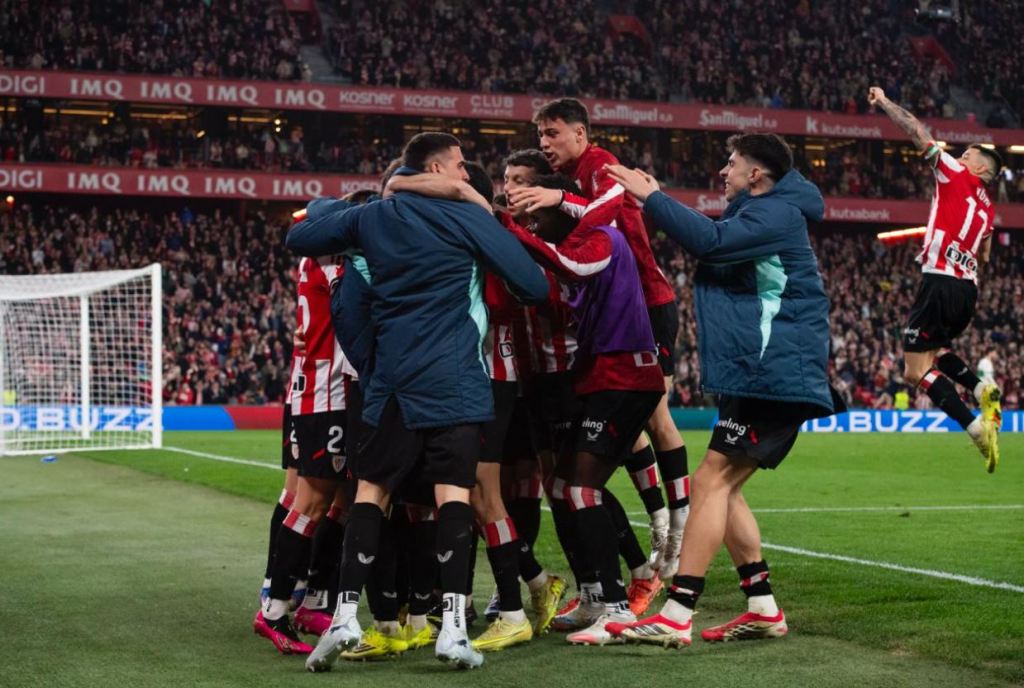 Los leones rugen más fuerte que nunca y aprietan la soga de&nbsp;Sarabia