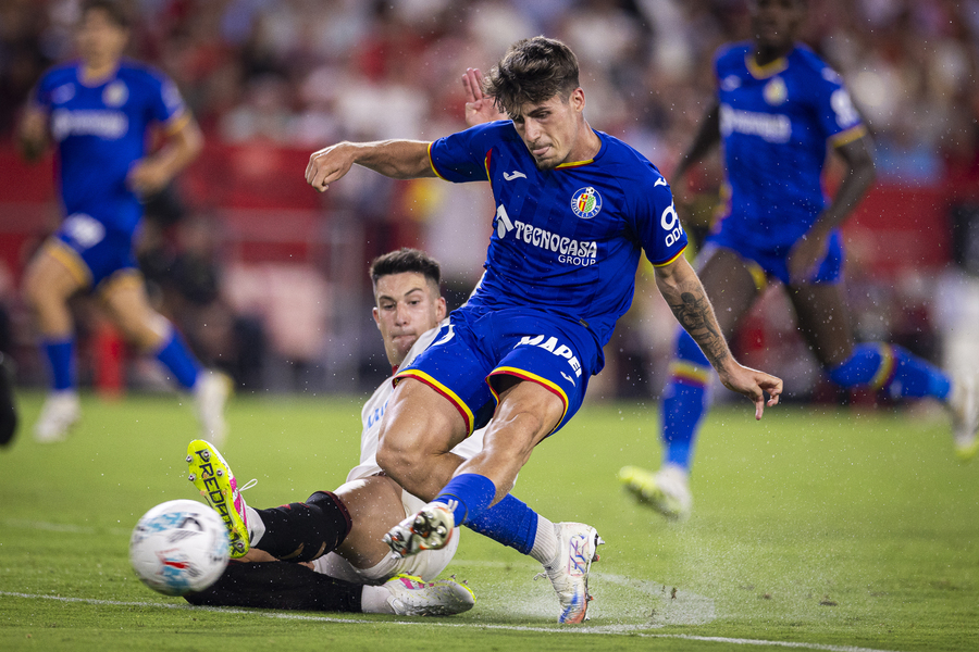 Liso busca un hueco en el&nbsp;once