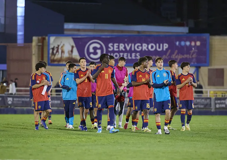 España golea y convence en su estreno ante&nbsp;Eslovenia