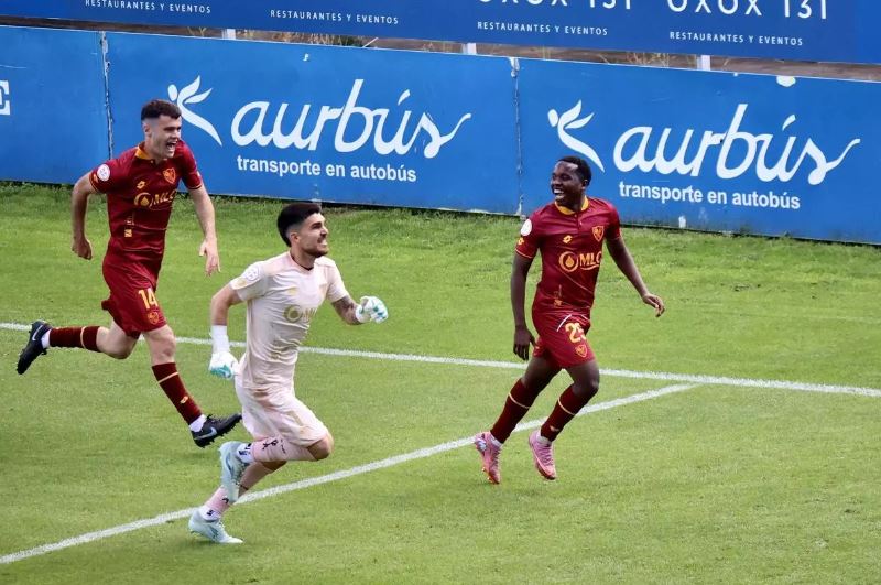 El Linares rescata un punto de La Condomina y deja al UCAM a&nbsp;medias