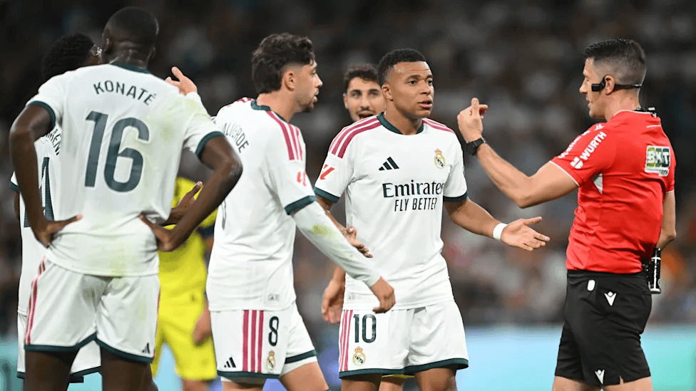 Un Real Madrid sin rumbo hace que las dudas se apoderen del&nbsp;Bernabéu